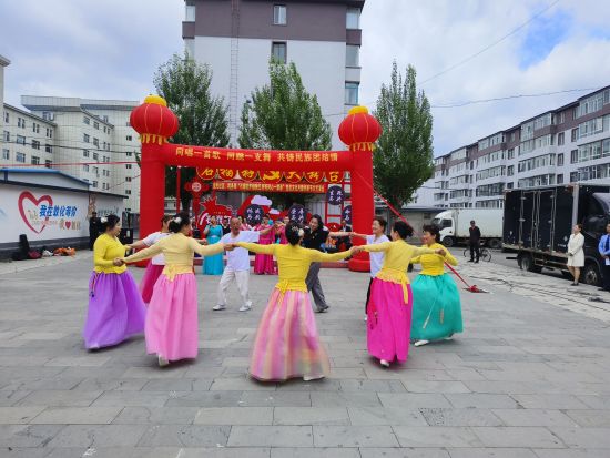 �ػ���ί������/��ͼ