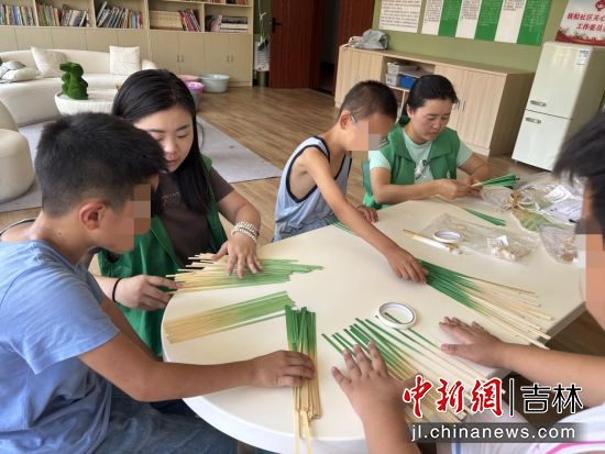 吉青社工/供图 吉青社工/供图