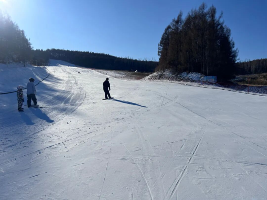 �ػ���ί������/��ͼ