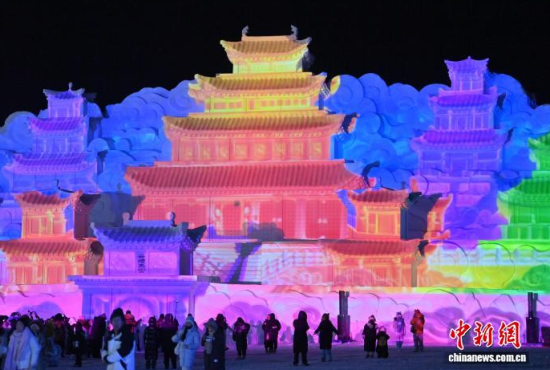 12��26�գ����ֳ���ɽ��ѩ��桰�ƶ��칬����ʽ���ơ������� ��