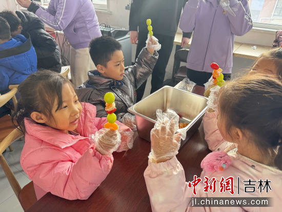 �Ժ��оٰ��������� �Ժ���ί������/��ͼ