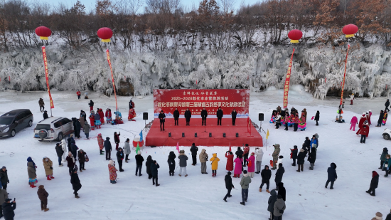 �ػ���ί������/��ͼ