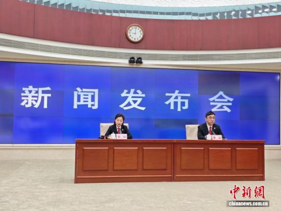 吉林省高级人民法院13日召开新闻发布会,通报吉林法院2025年消费者权益司法保护状况及相关典型案例。谭伟旗 摄 吉林省高级人民法院13日召开新闻发布会,通报吉林法院2025年消费者权益司法保护状况及相关典型案例。谭伟旗 摄