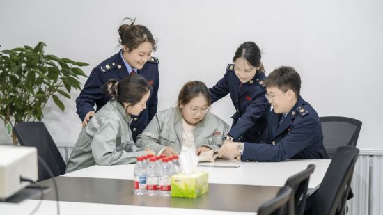 靖宇县税务局/供图 靖宇县税务局/供图