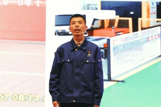 付春鹏 2025年度新时代青年先锋 吉林江机特种工业有限公司机加分厂数控车班班长 付春鹏 2025年度新时代青年先锋 吉林江机特种工业有限公司机加分厂数控车班班长