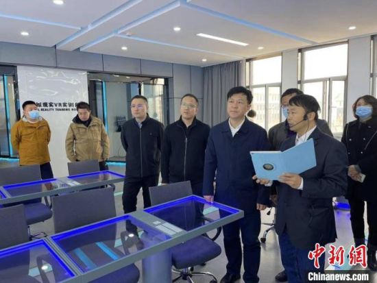 吉林推動建立“廠中?！?“訂單式”培養實用型人才