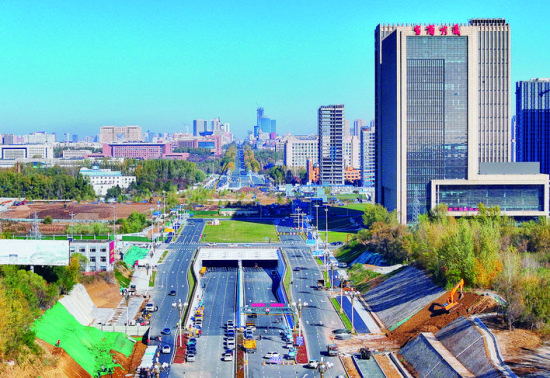 长春市人民大街下穿隧道21日投入使用