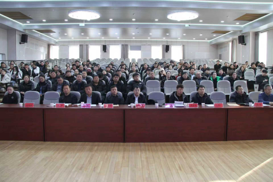 �ػ���ί������/��ͼ