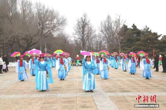 2��10�գ������ڼ��ֳ������ݶ������衣��Ө ��