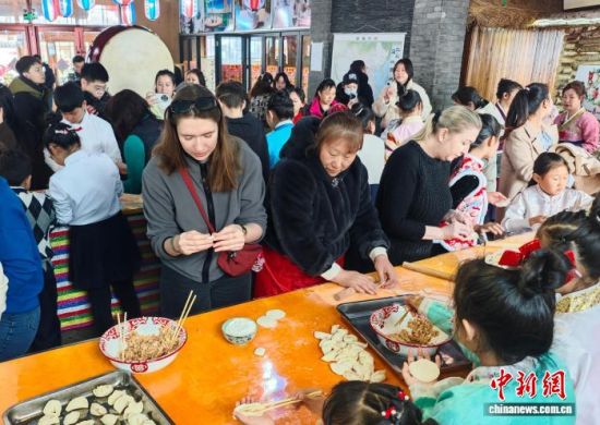 3��8�գ����ְ�ͼ������˹�ο���������ӡ��Խ��� ��